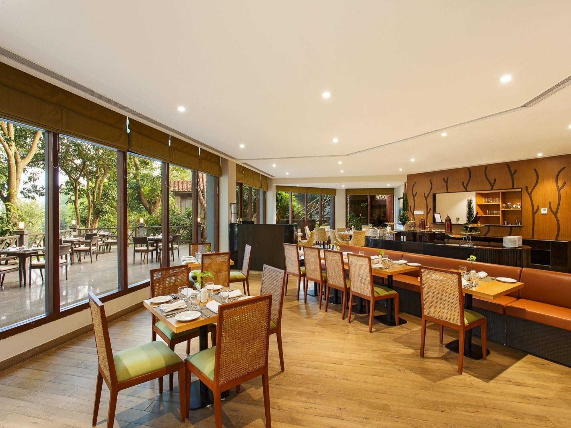 Taj Corbett Resort And Spa Uttarakhand Ramnagar  Bagian luar foto