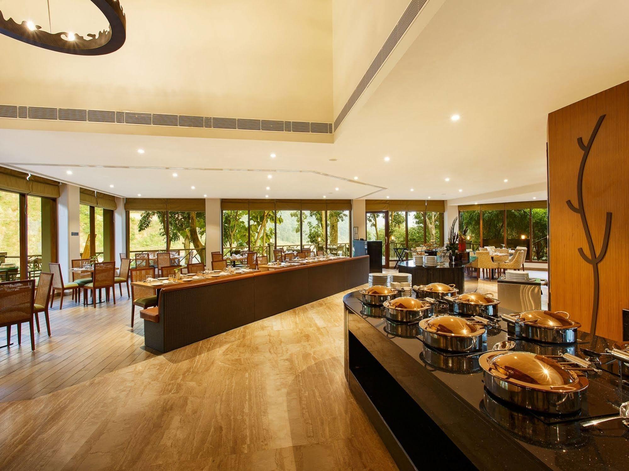 Taj Corbett Resort And Spa Uttarakhand Ramnagar  Bagian luar foto